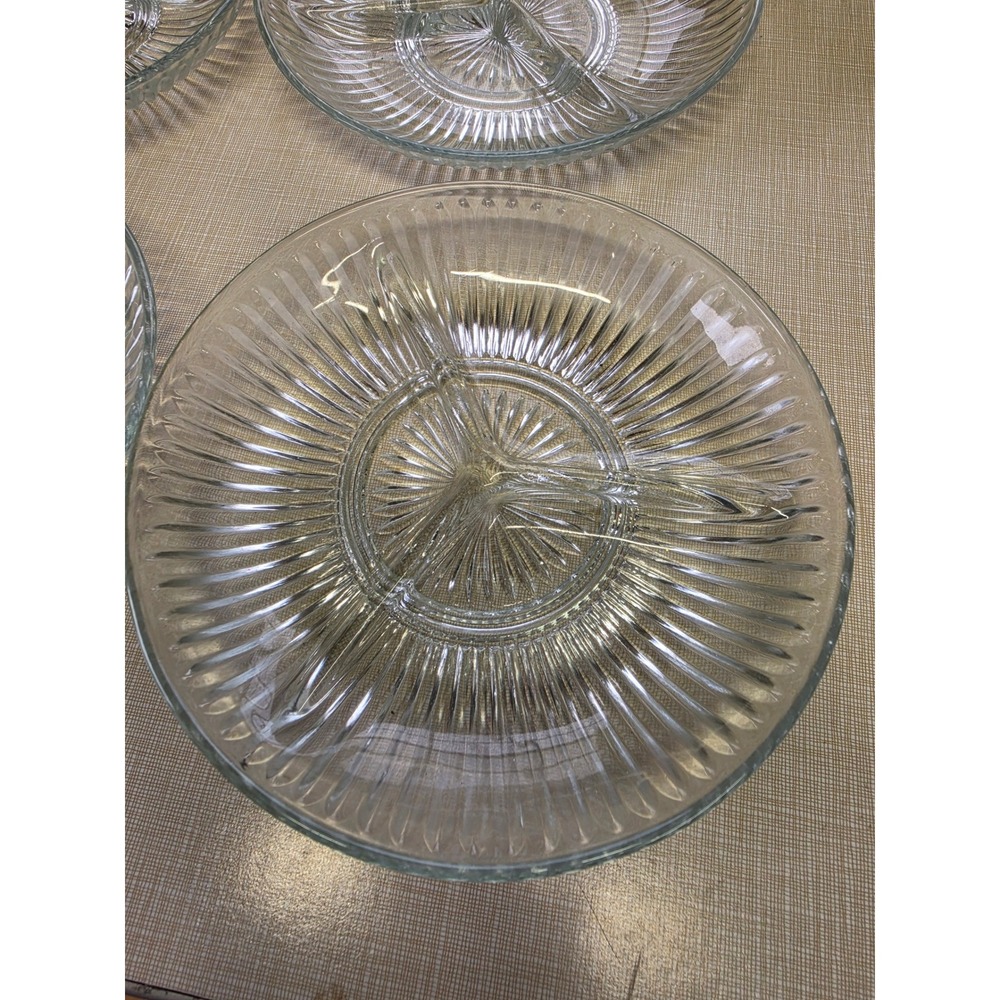 Vintage Clear Glass Divided Grill Plates Ribbed Sunburst 3 Section Set of 4 7.5" - Picture 2 of 4